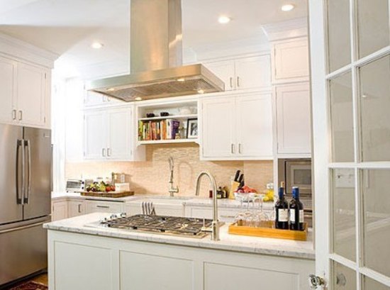 简约白色厨房设计 打造舒适惬意的厨房环境